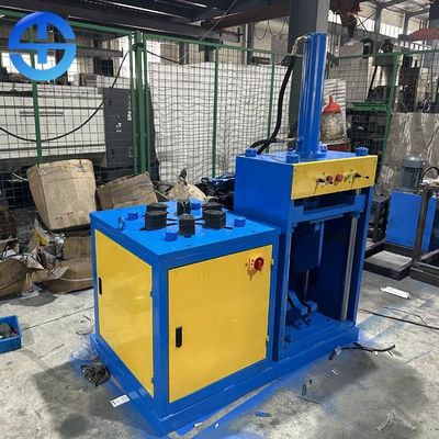 4.5kw Güç 250mm Hurda Motor Stator Geri Dönüşüm Makinası 30 - 50 Adet/H 250 Mm
