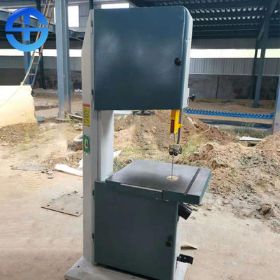 Radyatörler için 2.2kw Testere Tekerleği Hızı 770 R / Min Şerit Testere Makinesi