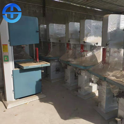 Radyatörler için 2.2kw Testere Tekerleği Hızı 770 R / Min Şerit Testere Makinesi