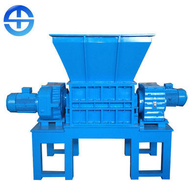 Yüksek Performanslı Çift Milli Parçalayıcı Güçlü Parçalama Kuvveti PLC Kontrol Sistemi