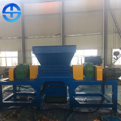 Yüksek Torklu 4000kg / H 5000kg / H Çift Şaftlı Parçalayıcı