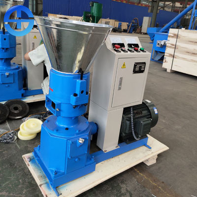 Elektrikli 7.5kw Motorlu Biyokütle Pelet Makinesi 200kg/H 300kg/H